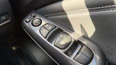 Nissan Juke 1.0 DiG-T 114 N-Connecta 5dr DCT Petrol Hatchback